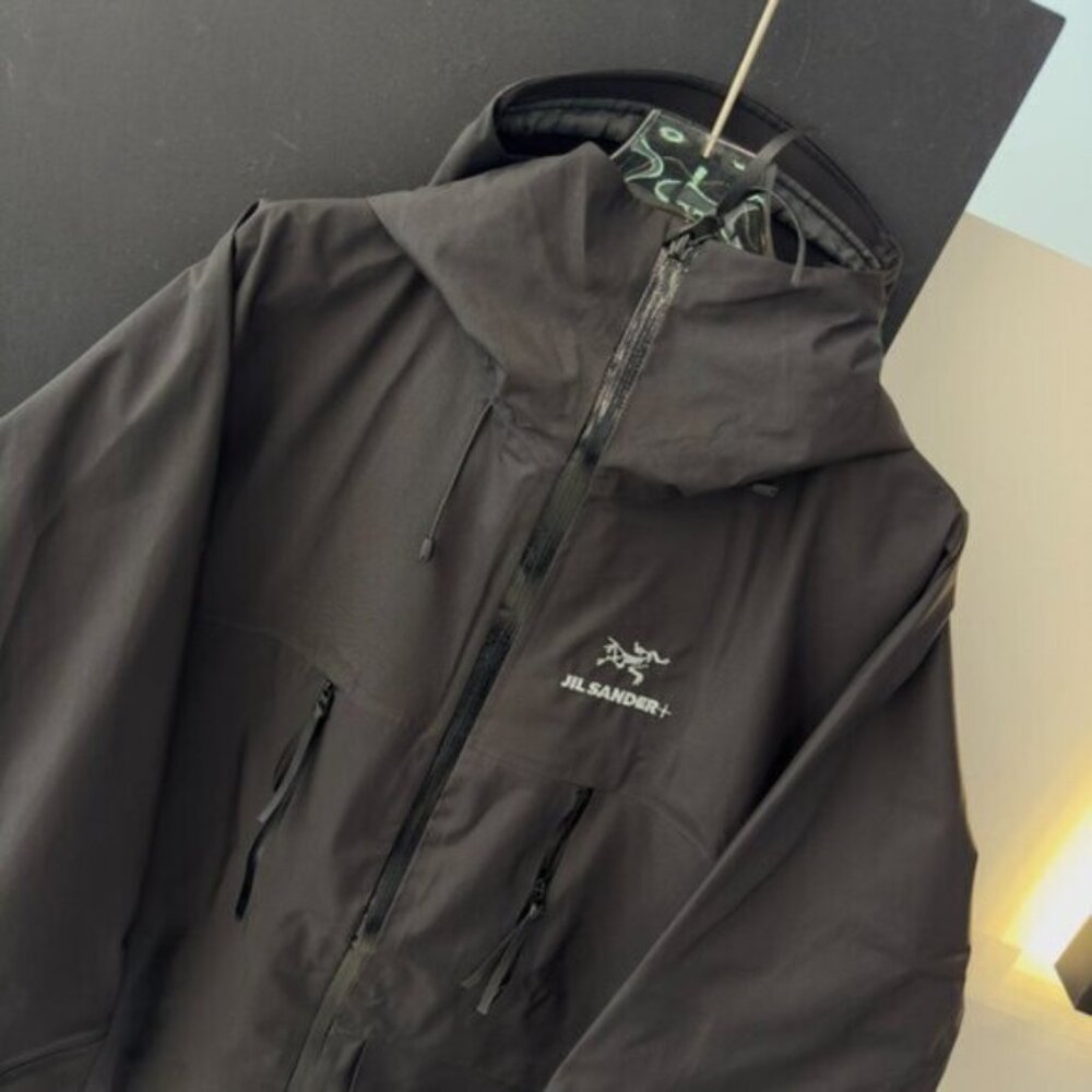 ARC'TERYX JIL SANDER GORE-TEX JACKET - Picture 5 of 6